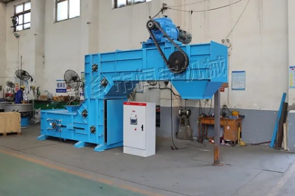 震撼！巨無霸大產(chǎn)量Z型轉斗式提升機組裝完畢！